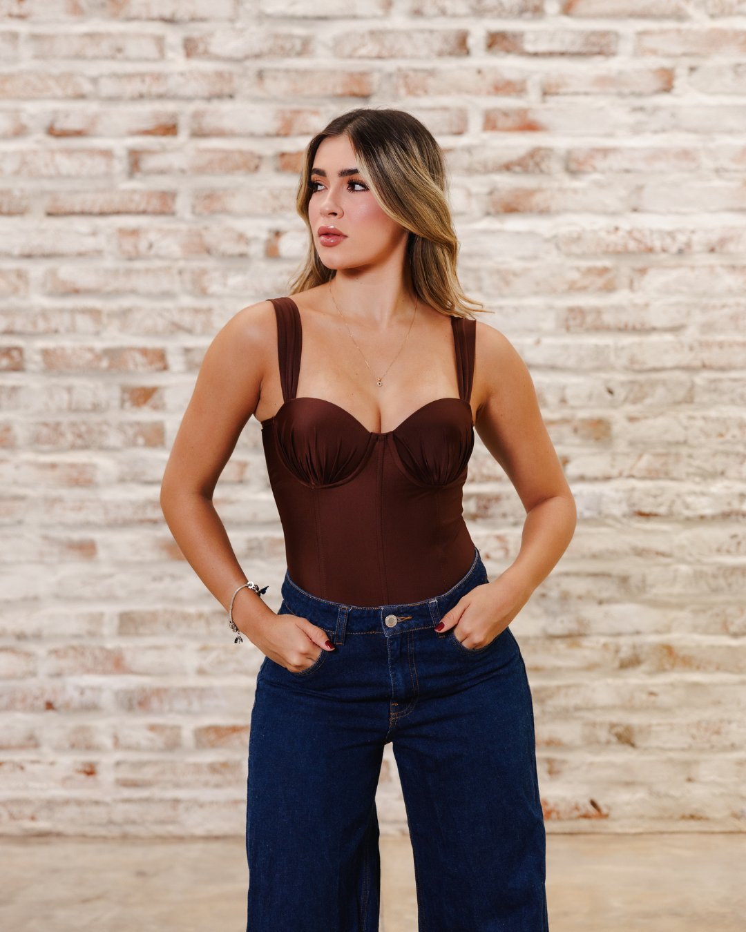 BODY SIENNA
